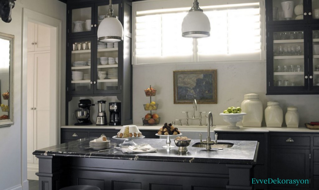 Siyah mutfak modeli